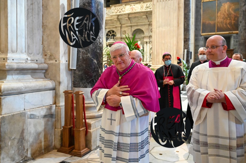 vescovo_tasca_cattedrale_Ge12072020-9595.jpg