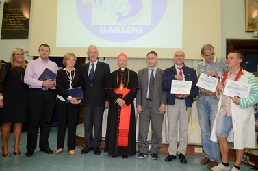 Genova - Ospedale Gaslini - visita cardinale Bagnasco