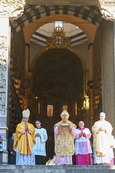 Genova, cattedrale San Lorenzo - ultima messa e saluto Cardinale