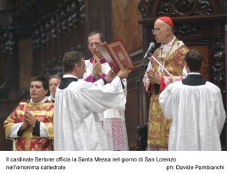 Genova - cardinale Tarcisio Bertone S Lorenzo