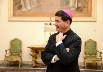 vescovo vicario Anselmi