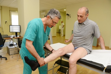 Genova - ospedale Galliera - professore ortopedia Claudio Mazzol