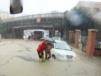 Genova - maltempo, forti pioggie - go pro shots