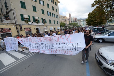 Genova - alluvione Ottobre 2014 - la manifestazione nei luoghi d