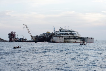 Isola del Giglio - Costa Concordia - tutto pronto per le operazi