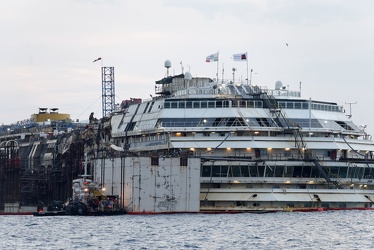 Isola del Giglio - Costa Concordia - tutto pronto per le operazi