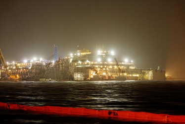 Isola del Giglio - Costa Concordia - tutto pronto per le operazi