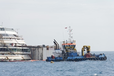 Isola del Giglio - Costa Concordia - dopo il transito dell'ultim