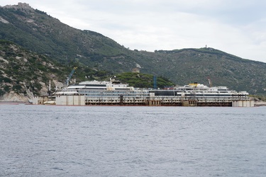 Isola del Giglio - Costa Concordia - un giro attorno al relitto