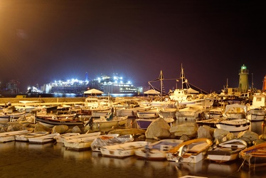 Isola del Giglio - Costa Concordia - esterno notte - il relitto 