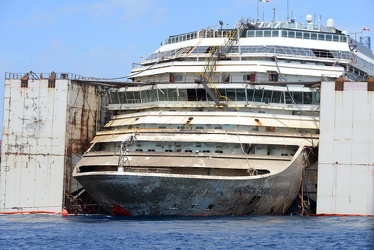 Isola del Giglio - Costa Concordia - la situazione attorno al re