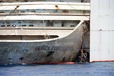 Isola del Giglio - Costa Concordia - la situazione attorno al re