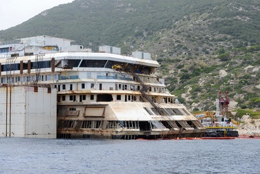 Isola del Giglio - Costa Concordia - la situazione attorno al re