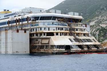 Isola del Giglio - Costa Concordia - la situazione attorno al re