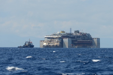 Costa Concordia - secondo giorno di navigazione verso Genova - i