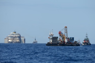 Costa Concordia - secondo giorno di navigazione verso Genova - i
