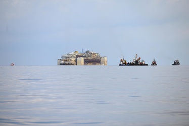 Costa Concordia - terzo giorno di navigazione verso Genova - la 