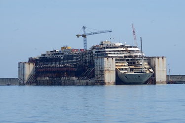 Genova - porto Volri VTE - le prime manovre per lo spostamento d