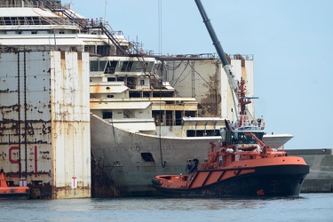 Genova - porto Volri VTE - le prime manovre per lo spostamento d
