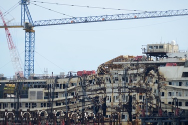 Genova - porto Volri VTE - le prime manovre per lo spostamento d