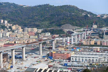 Genova, avanzamento lavori ponte ex morandi - sollevamento di un