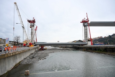 Genova, avanzamento lavori nuovo ponte - trasferimento campata i