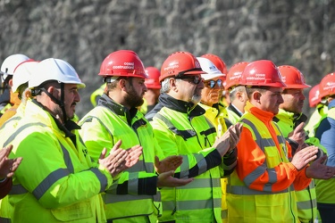 Genova, cantiere nuovo ponte - cerimonia per la. conclusione del