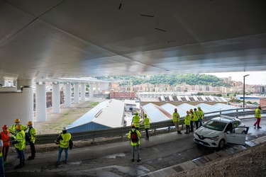 Genova, reportage per Quattroruote dentro il ponte viadotto auto