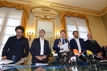 Genova, prefettura - conferenza stampa nel giorno dopo il crollo