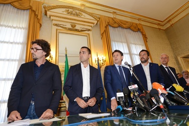 Genova, prefettura - conferenza stampa nel giorno dopo il crollo