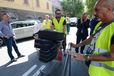 Genova - i sopralluoghi dei politici a tre giorni dalla tragedia