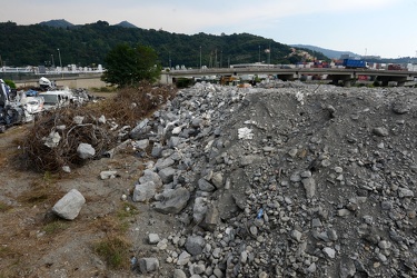 Genova, Bolzaneto  - area in cui sono accumulati i resti del cro