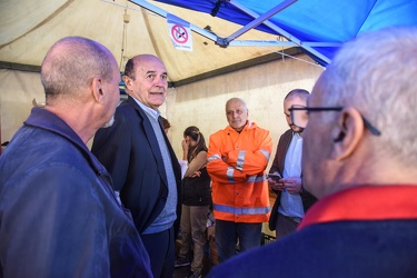 Bersani incontra sfollati via Porro 05102018-3756