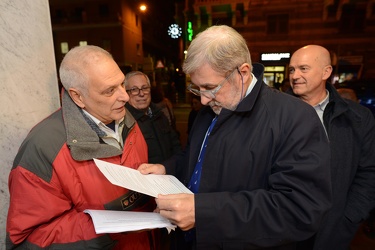 Genova, Bolzaneto - teatro Govi - incontro pubblico per spiegare