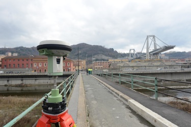 Genova, zona Certosa - la situazione attorno al ponte prima dell