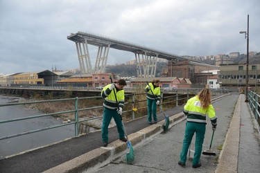 Genova, zona Certosa - la situazione attorno al ponte prima dell