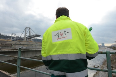 Genova, zona Certosa - la situazione attorno al ponte prima dell