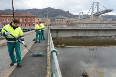 Genova, zona Certosa - la situazione attorno al ponte prima dell