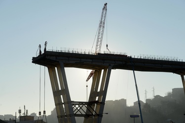 Genova, 06 02 2019 - Ponte Morandi - i lavori preparatori alla r