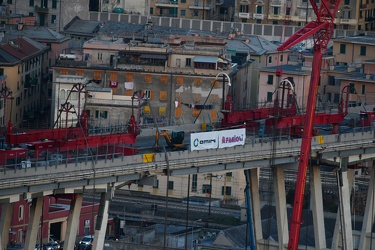 Genova - moncone ovest Ponte Morandi in attesa di essere demolit