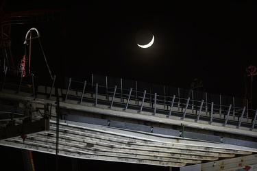 Genova - moncone ovest Ponte Morandi in attesa di essere demolit