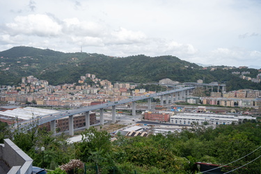 Genova, confronto fotografico a 5 anni dal crollo del ponte mora