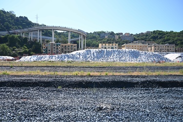 Genova - le ultime foto sotto il ponte Morand