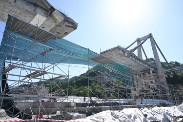 Genova - le ultime foto sotto il ponte Morand