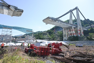 Genova - le ultime foto sotto il ponte Morand