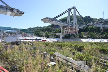 Genova - le ultime foto sotto il ponte Morand