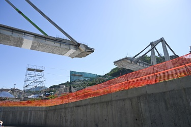 Genova - le ultime foto sotto il ponte Morand