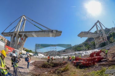 Genova - le ultime foto sotto il ponte Morand