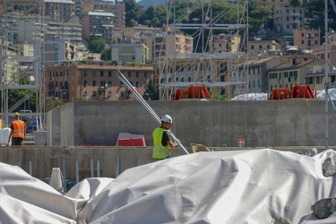 Genova - le ultime foto sotto il ponte Morand