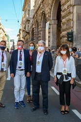 Genova, via XX Settembre - arrivo giro appennino ciclismo